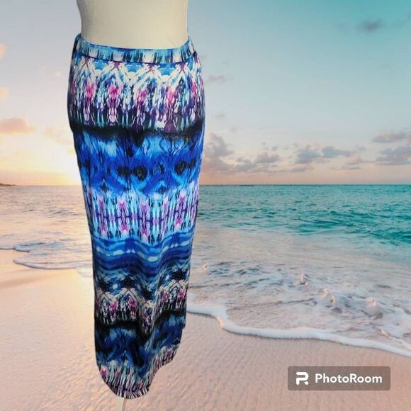 Lily Star Blue Patterned Maxi Skirt Size Small - Picture 3 of 8